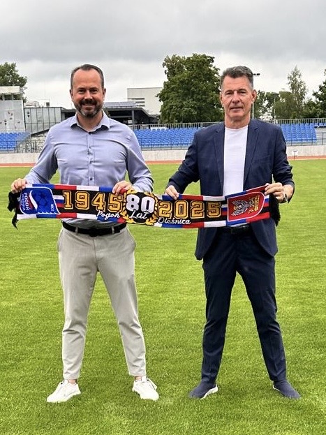 56ab97ea-c4cb-4889-a4e9-922d9fa920ee 56ab97ea-c4cb-4889-a4e9-922d9fa920ee